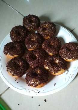 Donat SKM (susu kental manis)