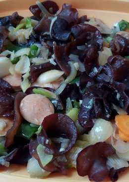 Tumis jamur kuping spesial