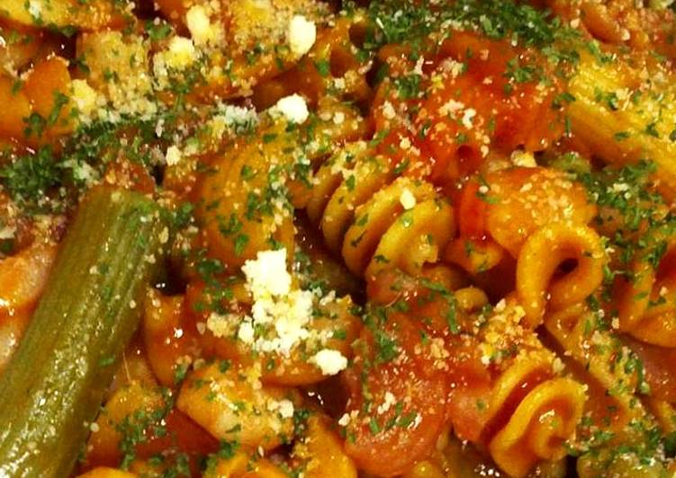 resep makanan Pasta udang saos tomat