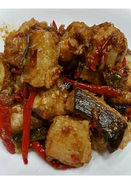 Ikan pari sambal pedas terasi