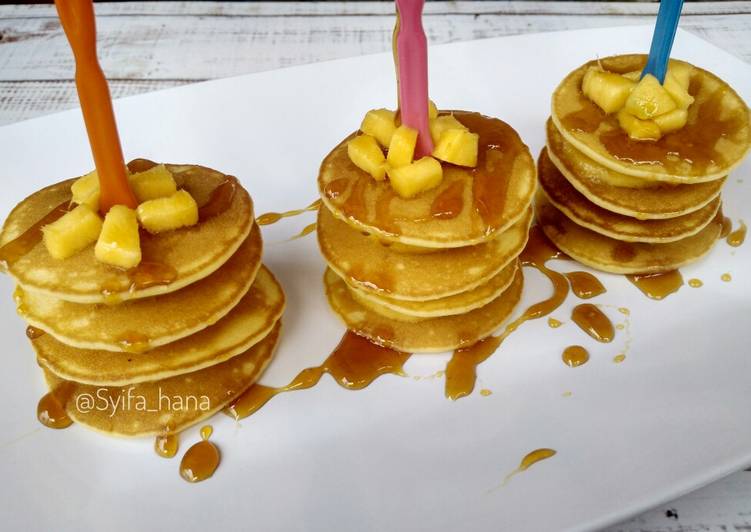 Resep Pancake mini lapis mangga Oleh Mama Syifa Hana