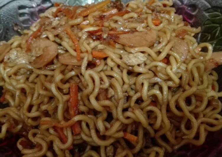 gambar untuk resep Mie goreng burung dara