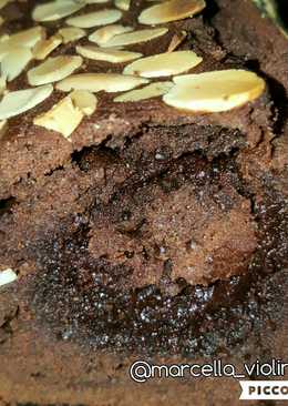 Crunchy Melted Almond Brownies