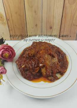 Beef grill with bolognaise sauce