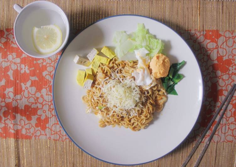 bahan dan cara membuat Mie goreng spesial sayur