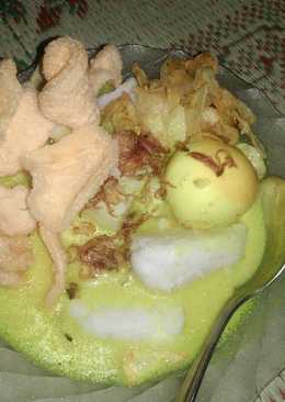 Lontong opor