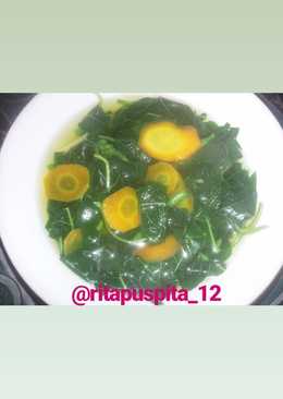 Sayur bening bayam + wortel