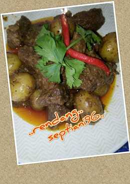 Rendang daging sapi dan ketang pedasss