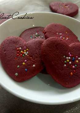 Red velvet cookies