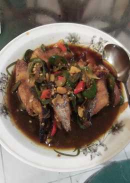 Tongkol kecap pedas