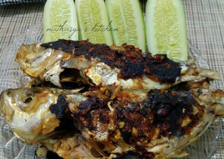 #9. Kembung Bakar Padang