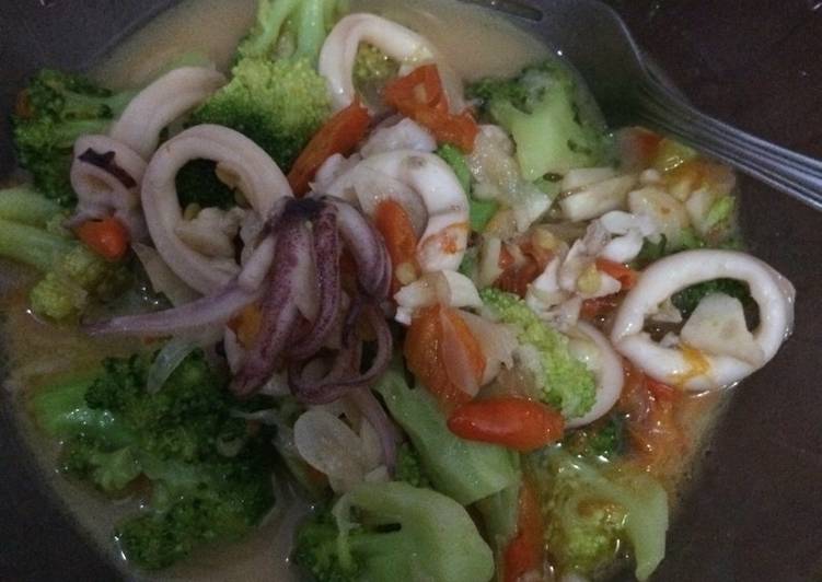 Resep Tumis Cumi Brokoli By Nuan Anggreyani Darmawan