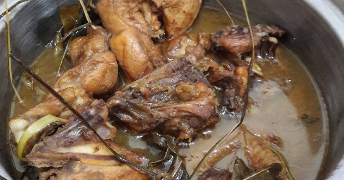 Resep Semur ayam telor kentang nikmat ala Dewi Agnesta