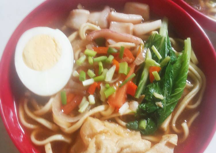 Resep Ramen cumi pedas Oleh indrawati yunus