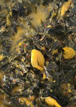Gulai daun singkong
