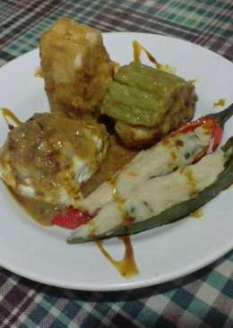 Siomay baso tahu komplit