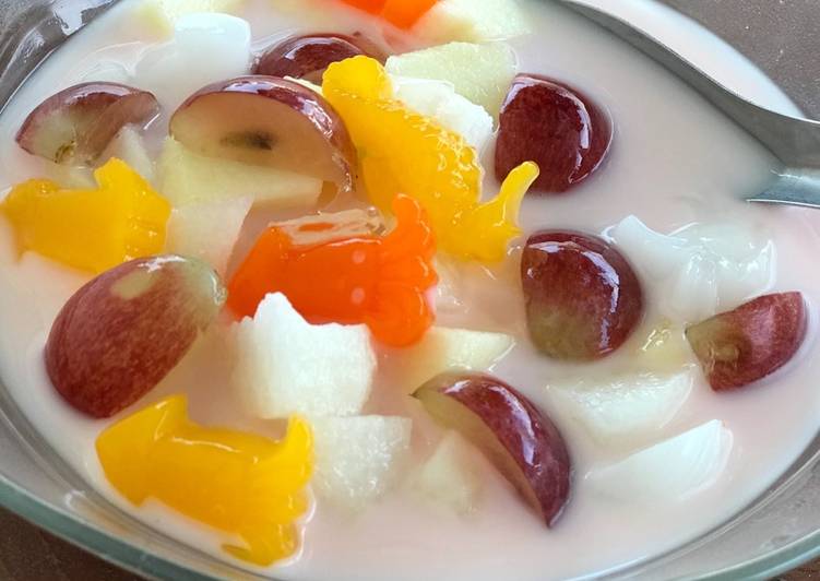 Es buah kuah youghurt