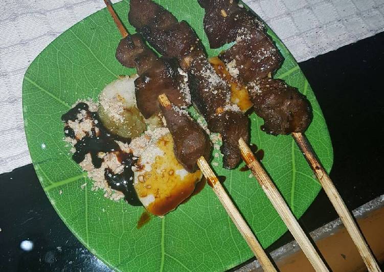 gambar untuk cara membuat Lontong sate kambing