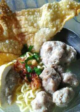 Bakso pangsit