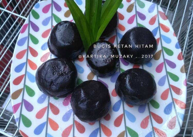 gambar untuk resep makanan 42. Bugis ketan hitam isi unti