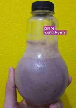 Jus Pisang-Yoghurt Berry