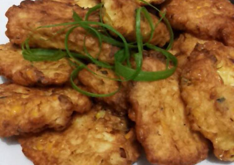 Resep Bakwan jagung oleh AyuNovita - Cookpad