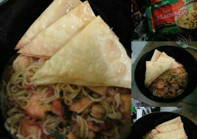 bahan dan cara membuat Kreasi indomi soto lamongan dengan kuah kental