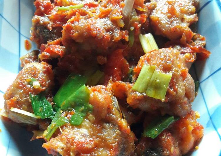 resep lengkap untuk Sayap Ayam Rica rica