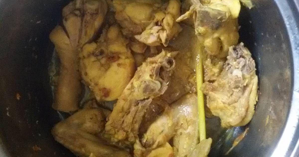 Resep Ayam Ungkep Kuning ala Yoniowykitchen