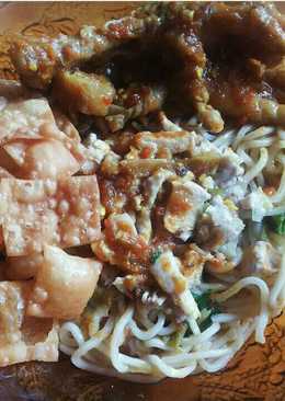 Mie Ayam Ceker Pedas (Mantap)