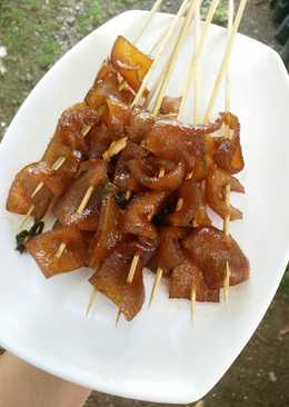 Sate cecek / kulit sapi