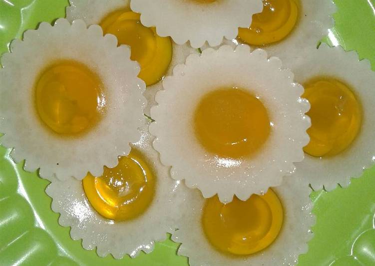 gambar untuk resep Puding Silky Puyo bentuk Telor Ceplok