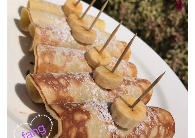 bahan dan cara membuat Banana pancake roll