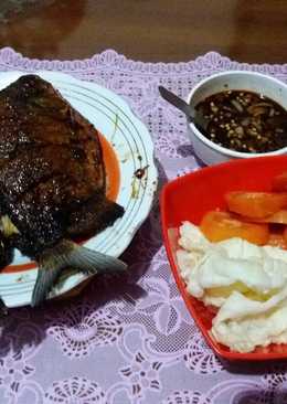 Ikan bawal bakar