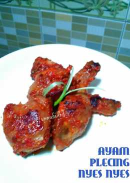 Ayam Plecing Nyes Nyes