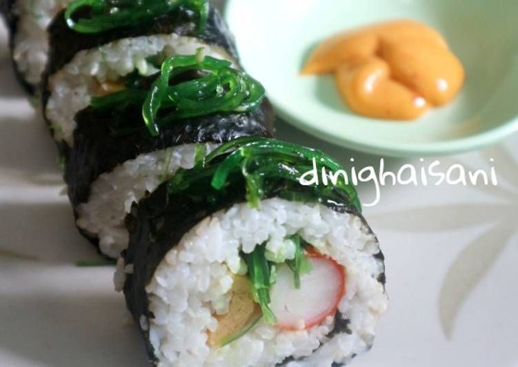 bahan dan cara membuat Sushi Roll Nori