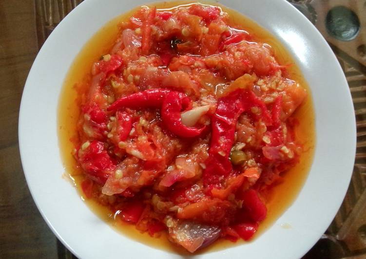 bahan dan cara membuat Sambal Merah ala padang