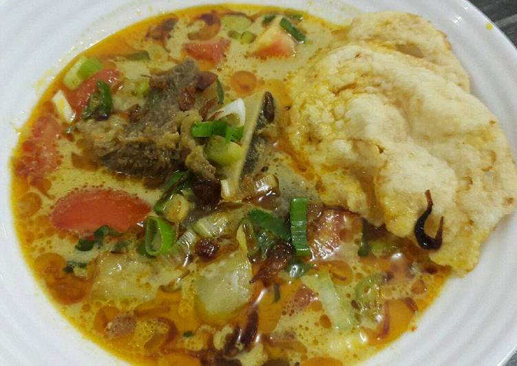 resep lengkap untuk Soto Tangkar Iga Sapi ala Betawi