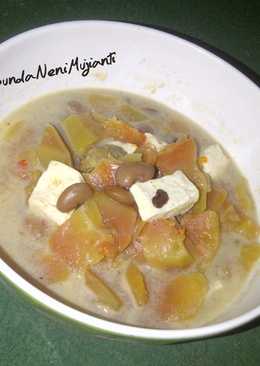 Sayur Lodeh Kates (Pepaya muda)