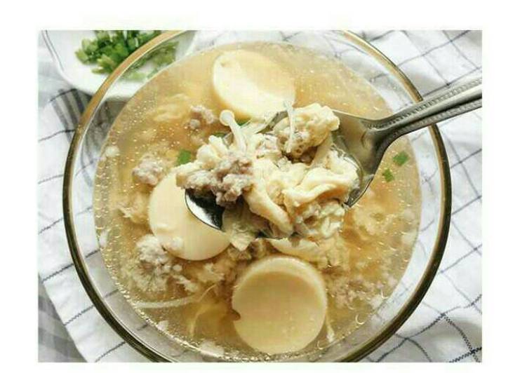 resep lengkap untuk Sup jamur enokitake tofu ala ala