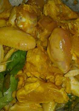 Ayam ungkep bumbu kuning