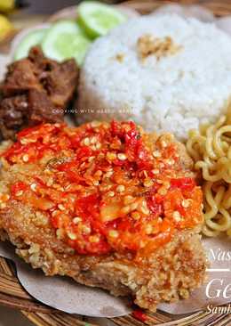 Ayam Geprek Sambel Bawang/Sambal Korek