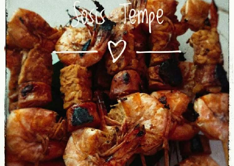 bahan dan cara membuat Sate ??Udang Sosis Tempe