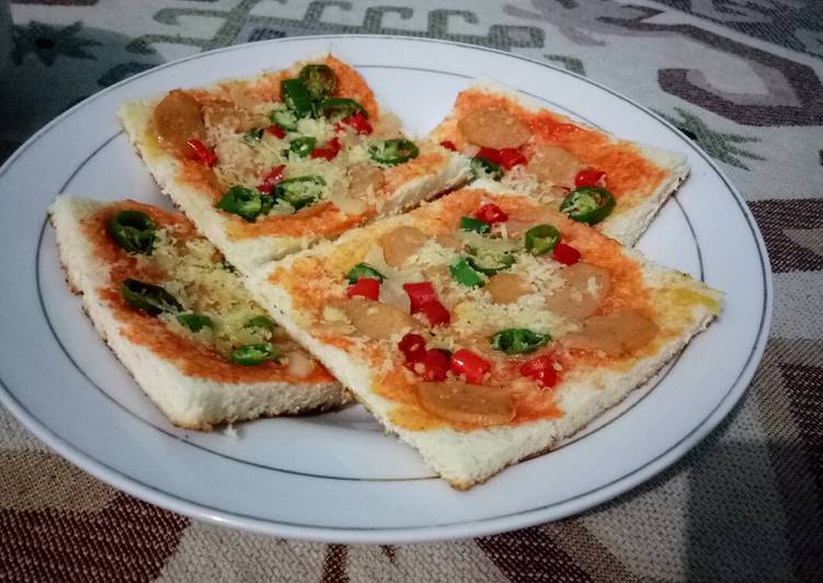 resep lengkap untuk Pizza roti tawar teflon