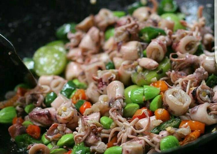 resep masakan Cumi Tumis Pete ekstra Pedas