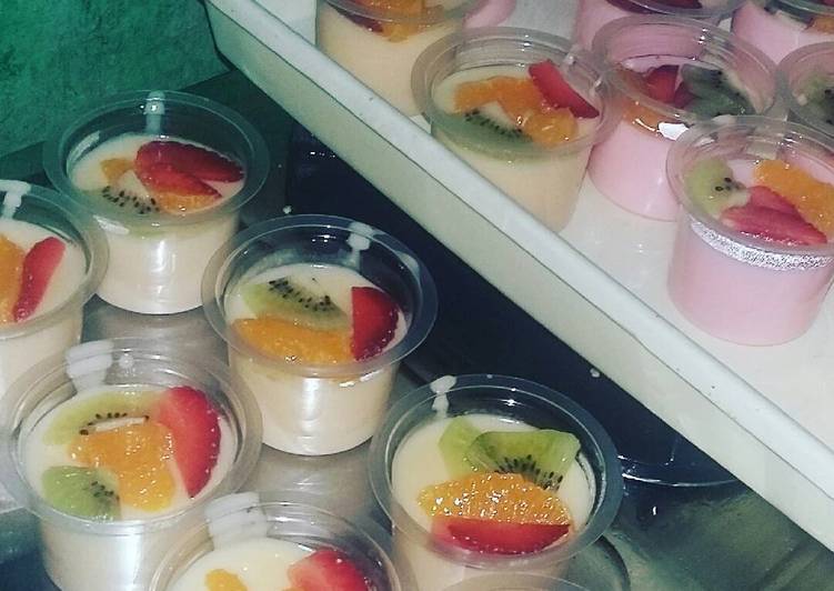 gambar untuk cara membuat Pudding milky fruity