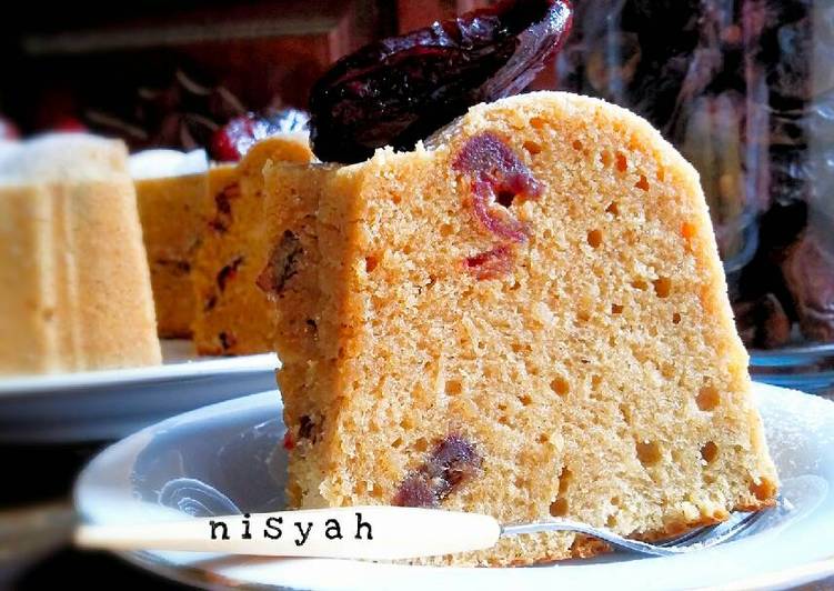 resep lengkap untuk Cake Spons Pisang Kurma