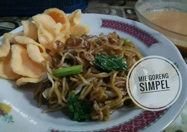 bahan dan cara membuat Mie goreng simpel