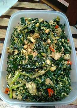 Tumis daun pepaya tempe semangit
