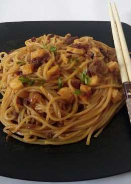 Spaghetti bolognese+ gurita+bakso lobster